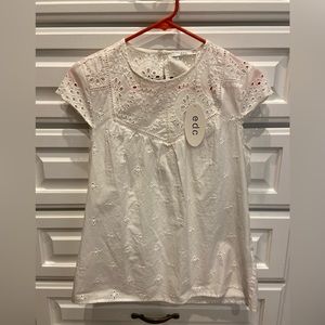 NWT Esprit broderie detail top
